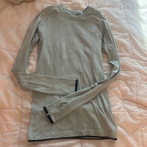 Lululemon Long Sleeve Swiftly Tech